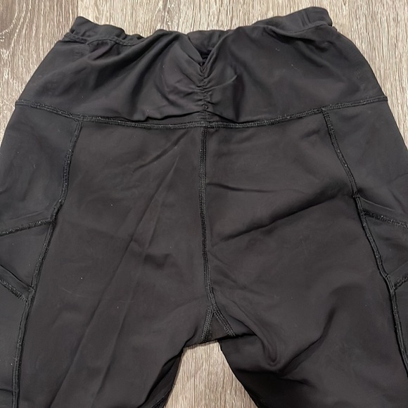 Lululemon leggings - Picture 3 of 3